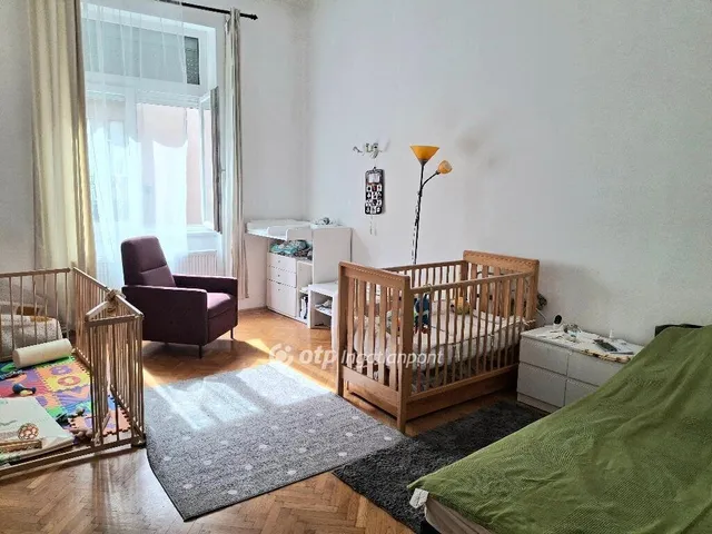 Eladó lakás Budapest II. kerület 72 nm