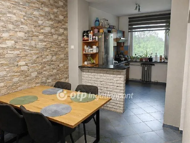 Eladó lakás Budapest IV. kerület, Káposztásmegyer 63 nm