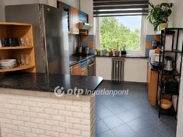 Eladó lakás Budapest IV. kerület, Káposztásmegyer 63 nm