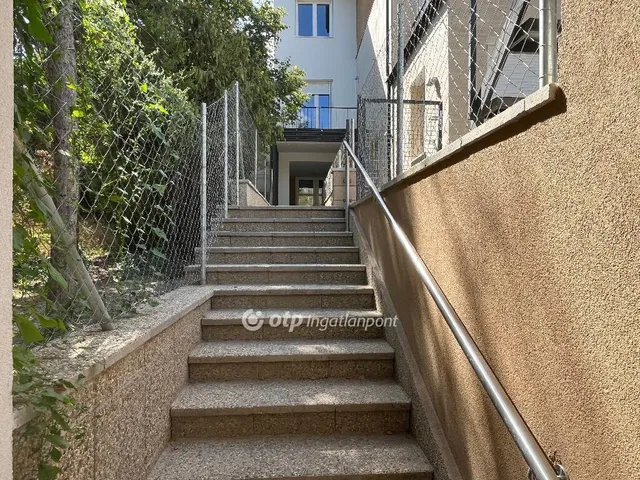Eladó lakás Érd, Érdliget 98 nm