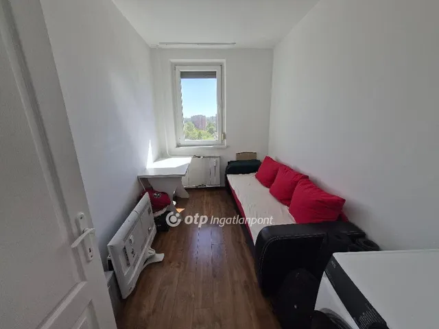 Eladó lakás Budapest III. kerület 57 nm