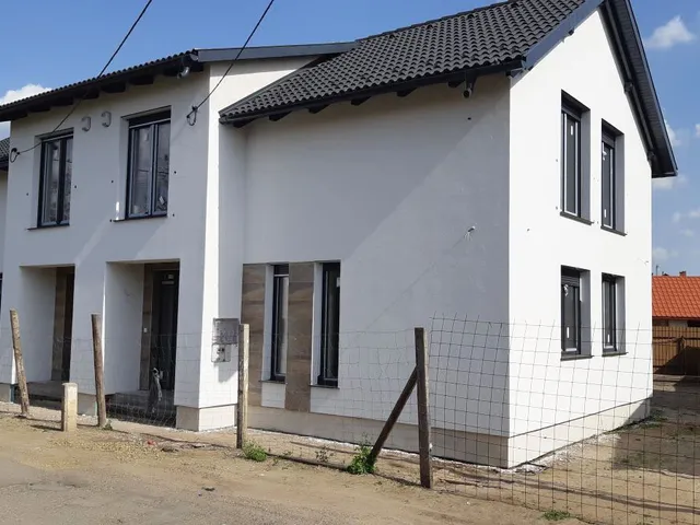 Eladó ház Nagykáta 89 nm