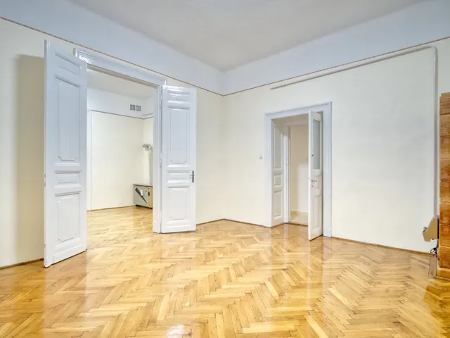 Eladó lakás Budapest VIII. kerület, Népszínháznegyed 90 nm