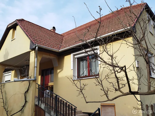 Eladó ház Isaszeg 180 nm