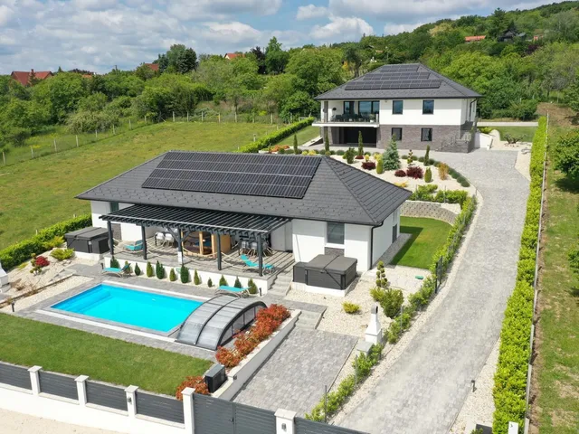 Eladó ház Balatonalmádi, Újhegy 420 nm