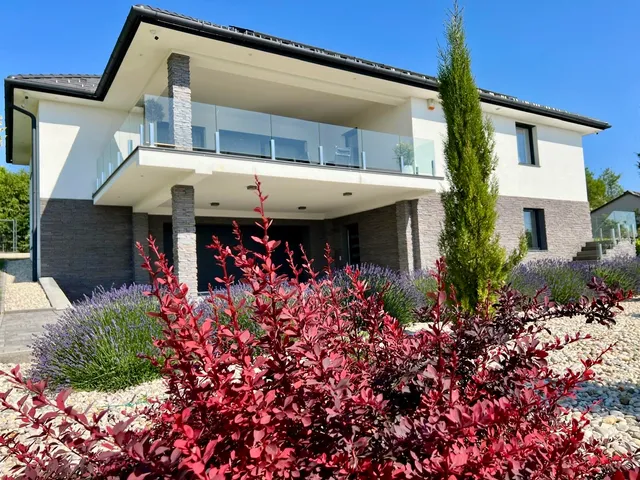 Eladó ház Balatonalmádi, Újhegy, Tűzmadár utca 420 nm