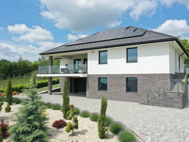 Eladó ház Balatonalmádi, Újhegy, Tűzmadár utca 420 nm
