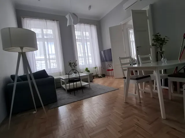 Kiadó lakás Budapest V. kerület, Belváros 67 nm