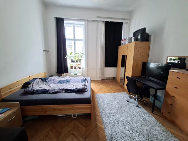 Eladó lakás Budapest VI. kerület, Nagykörúton belüli terület 70 nm