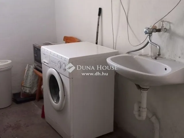 Eladó ház Budapest XV. kerület, Újpalota 80 nm