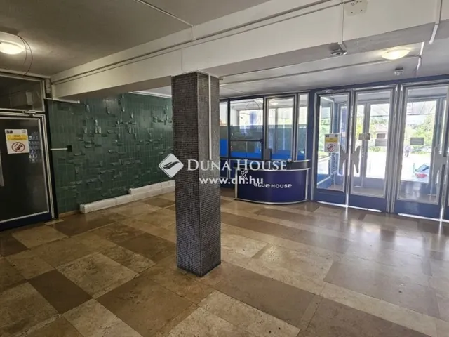 Eladó kereskedelmi és ipari ingatlan Tatabánya 3200 nm