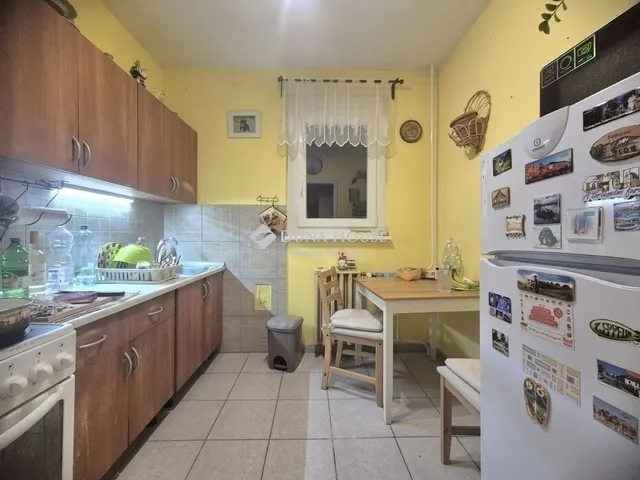 Eladó lakás Budapest III. kerület, Békásmegyer 52 nm