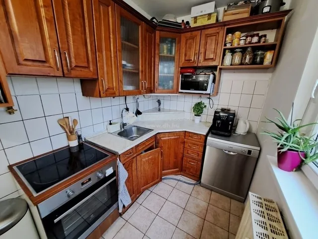 Eladó lakás Budapest III. kerület 51 nm