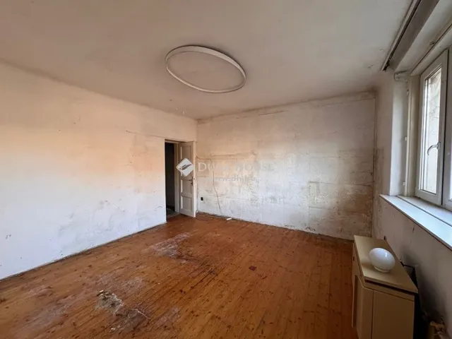 Eladó lakás Budapest II. kerület, Újlak II. ker. 28 nm