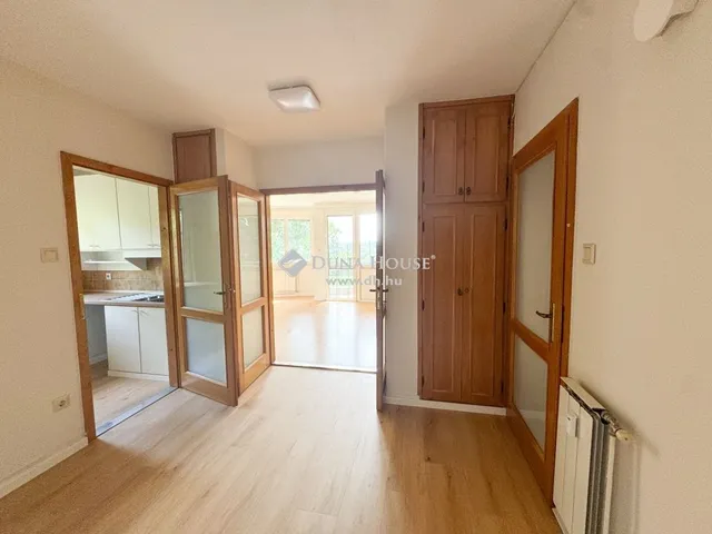 Kiadó lakás Budapest II. kerület, Rózsadomb 75 nm