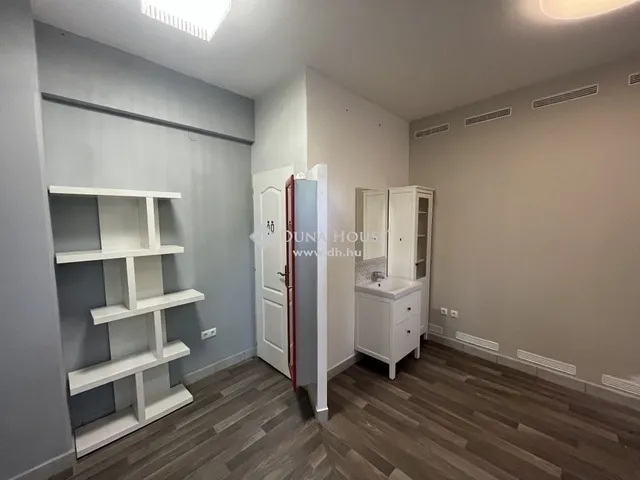 Eladó lakás Budapest II. kerület 18 nm