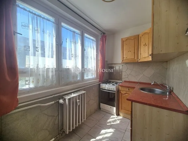 Eladó lakás Budapest III. kerület, Békásmegyer 50 nm