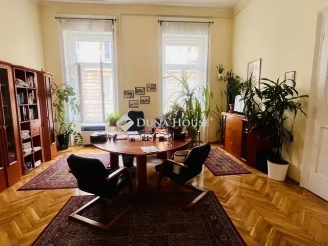 Eladó lakás Budapest VI. kerület 89 nm