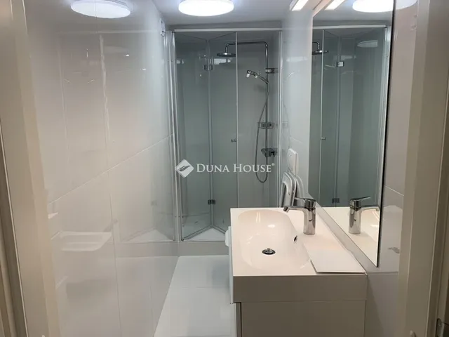 Eladó ház Budapest XXII. kerület, Budafok 220 nm