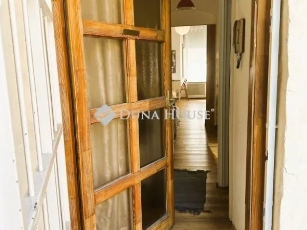 Eladó lakás Budapest VI. kerület 28 nm