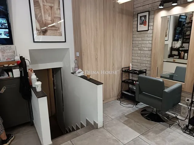 Eladó kereskedelmi és ipari ingatlan Budapest XI. kerület 60 nm