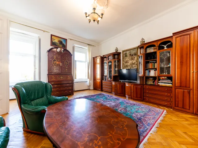 Eladó lakás Budapest V. kerület 72 nm