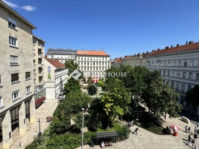 Eladó lakás Budapest V. kerület 72 nm