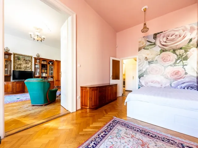 Eladó lakás Budapest V. kerület 72 nm