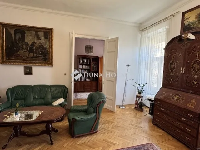 Eladó lakás Budapest V. kerület, Belváros 72 nm