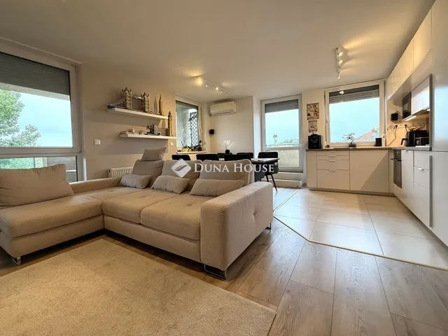 Eladó lakás Dunakeszi 89 nm