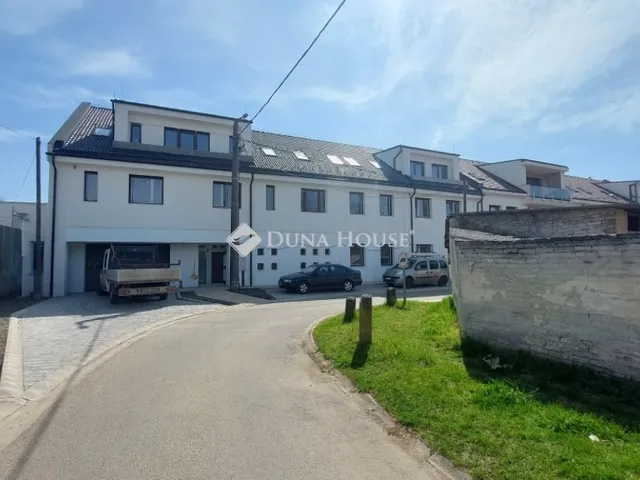 Eladó lakás Vác 88 nm