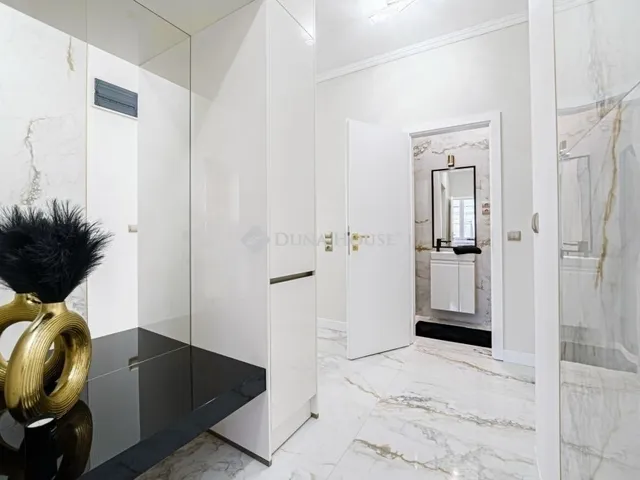 Eladó lakás Budapest II. kerület 91 nm