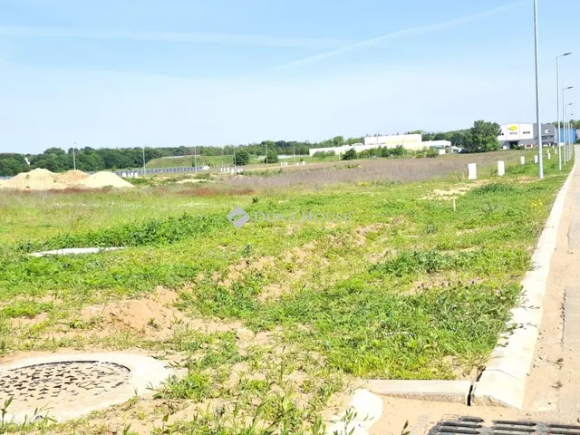 Eladó kereskedelmi és ipari ingatlan Gödöllő 1607 nm