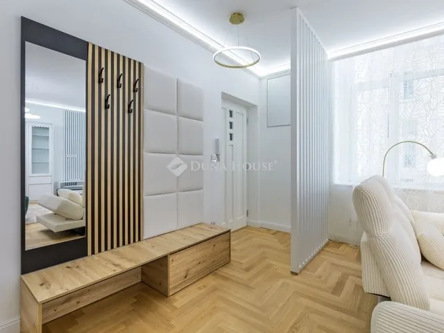 Eladó lakás Budapest V. kerület 75 nm