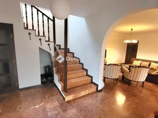 Eladó ház Budapest III. kerület 189 nm