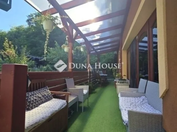 Eladó ház Pécel 101 nm