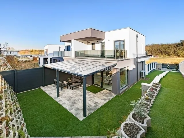 Eladó ház Mogyoród 178 nm