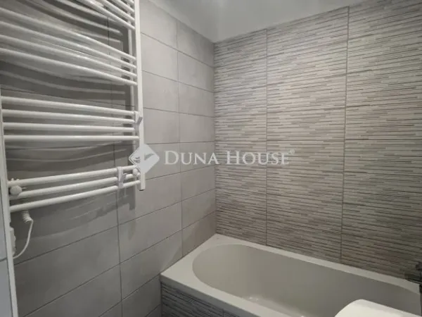 Eladó lakás Budapest XVIII. kerület, Havanna lakótelep 72 nm