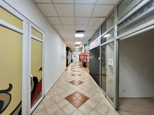 Kiadó kereskedelmi és ipari ingatlan Budapest II. kerület 25 nm