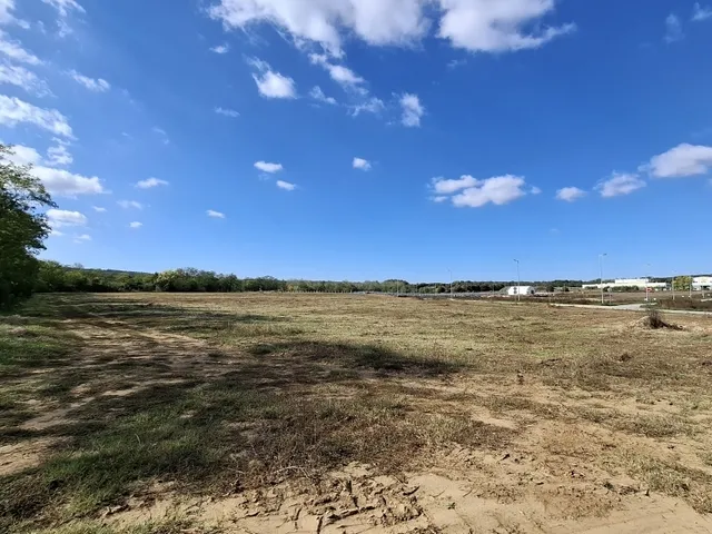 Eladó kereskedelmi és ipari ingatlan Gödöllő 29446 nm