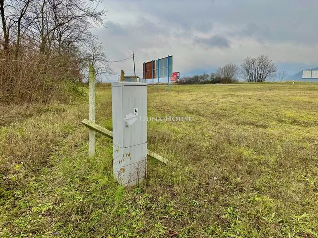 Eladó kereskedelmi és ipari ingatlan Pilisvörösvár 3374 nm