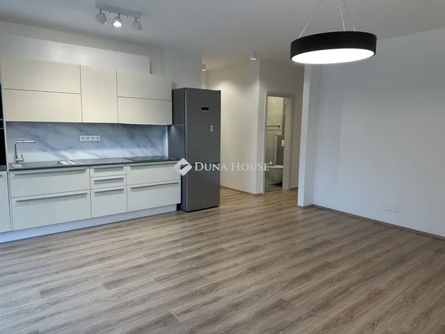 Eladó ház Budapest XXII. kerület, Budafok-Rózsavölgy 92 nm