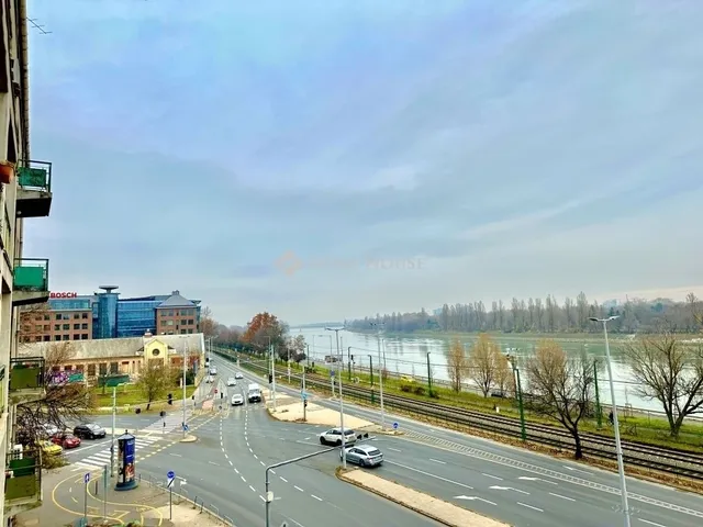 Eladó lakás Budapest II. kerület 76 nm