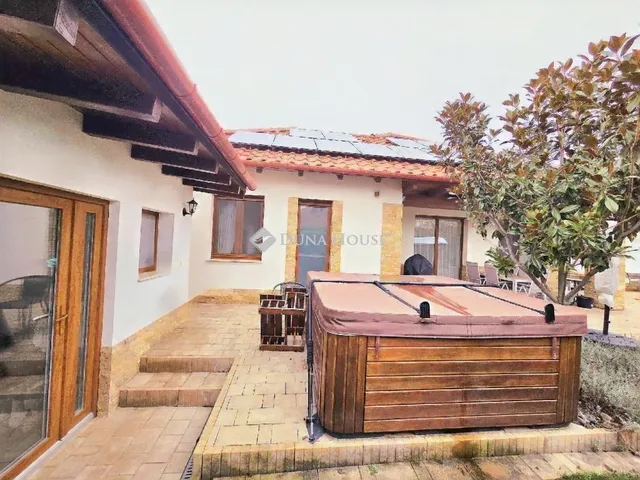 Eladó ház Kistarcsa 163 nm