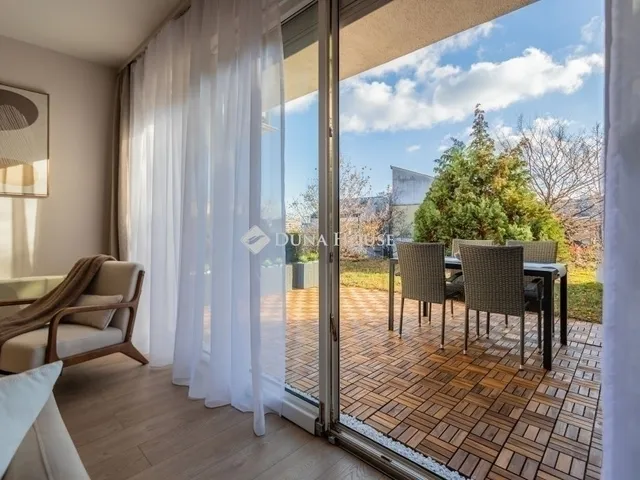 Eladó lakás Budapest III. kerület, Táborhegy 77 nm