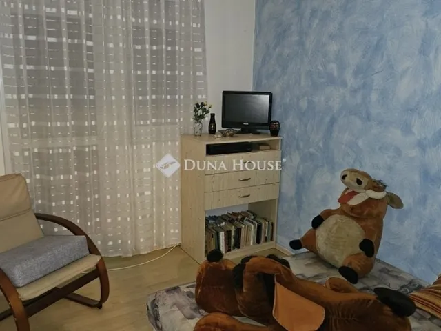 Eladó ház Székesfehérvár 280 nm