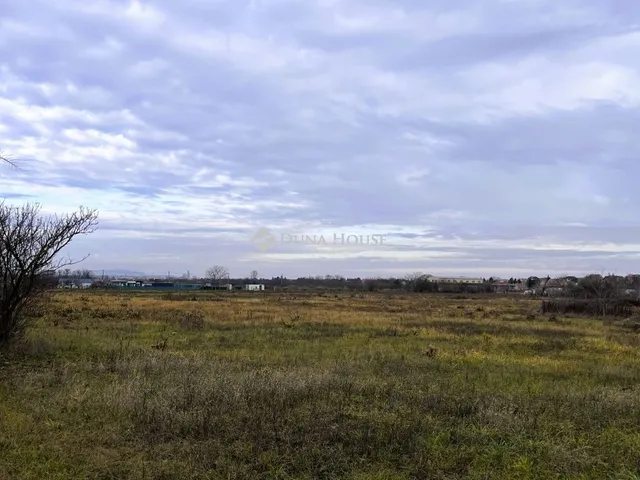 Eladó telek Szigetszentmiklós 1794 nm