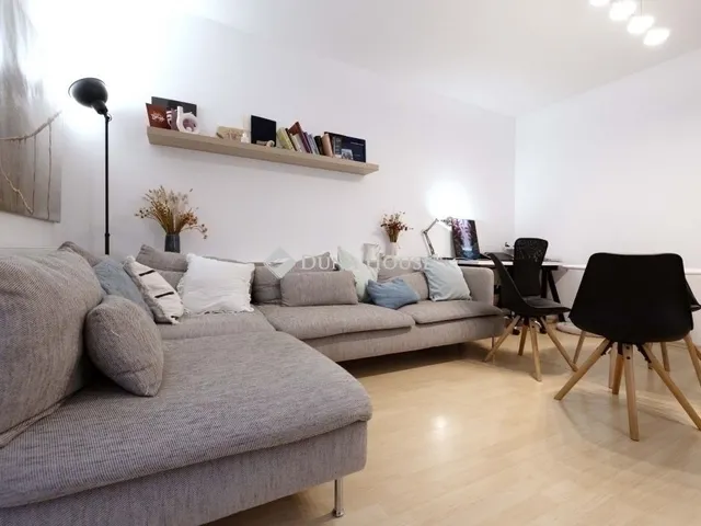 Eladó lakás Budapest VIII. kerület 76 nm