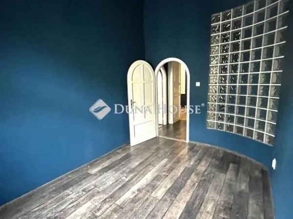 Eladó lakás Budapest VI. kerület 106 nm