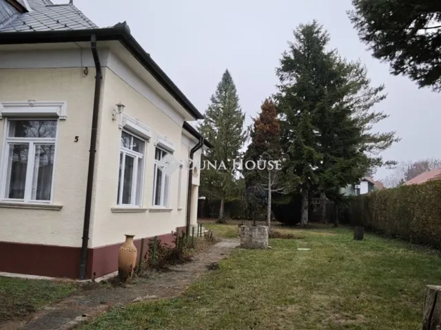 Eladó ház Dunakeszi 340 nm